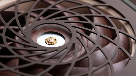 Seasonic Prime TX Noctua Edition: Neue Generation mit 1.600 Watt, "OptiGuard" und kürzerem Gehäuse