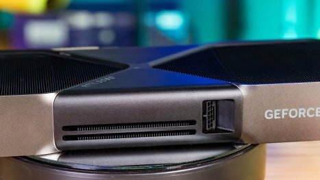 Steckerdrama bei RTX 5090: Ungleiche Last mit 12+4-Anschluss als Problem im Test (Update)
