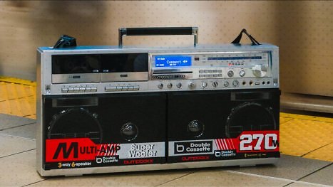 Boombox BB-777 wie in den 80ern: Doppel-Kassetten-Deck mit Audio-Streaming überragend bei Kickstarter