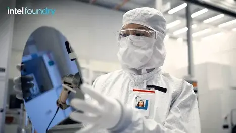 Intel 18A-P: Superset bringt 9 % mehr Leistung oder 18 % weniger Stromverbrauch