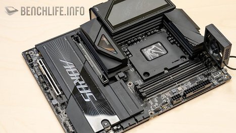 Intel Z990: Erstes Nova-Lake-Mainboard von Gigabyte gesichtet?