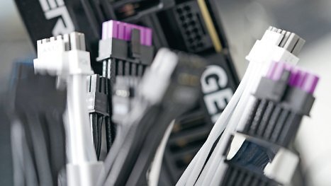 [PLUS] 12V-2×6 in der Praxis: 5 Kabel, 50 Steckzyklen - Wie sensibel reagiert der Stecker?