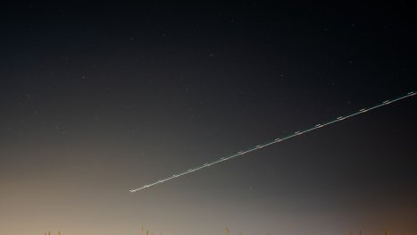 Starlink Gen 3: 100.000 Satelliten beantragt - die Technik ist spannend, der Austauschzyklus das Problem