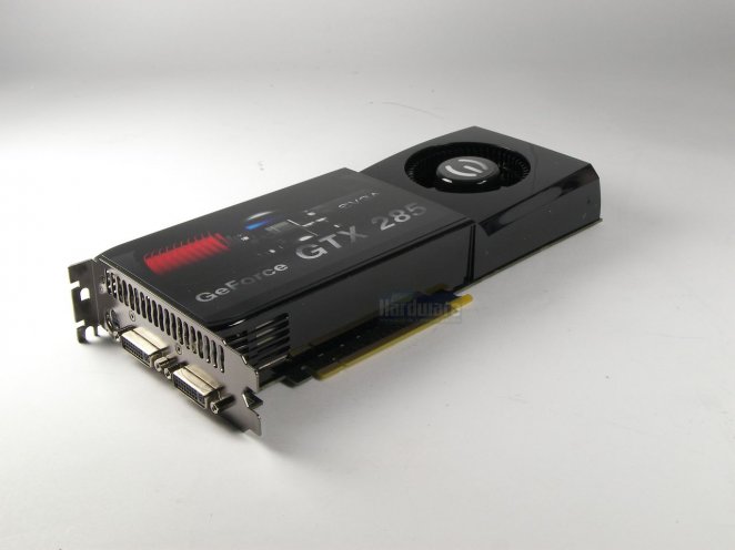 Evga Geforce GTX 285 FTW: 777,6 GFLOPS (MADD) - 23,04 GPix/s - 57,6 GTex/s - 177,92 GByte/sek. Bandbreite
