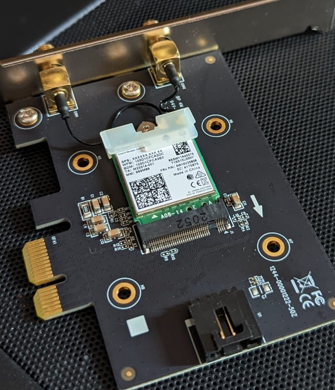 Das Killer AX1675 Modul wurde für unseren Test auf einer PCIe-Karte installiert