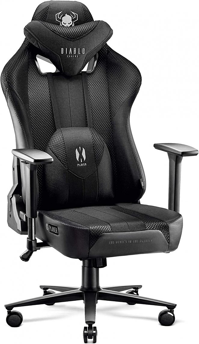 Gaming-Stühle und Schreibtische