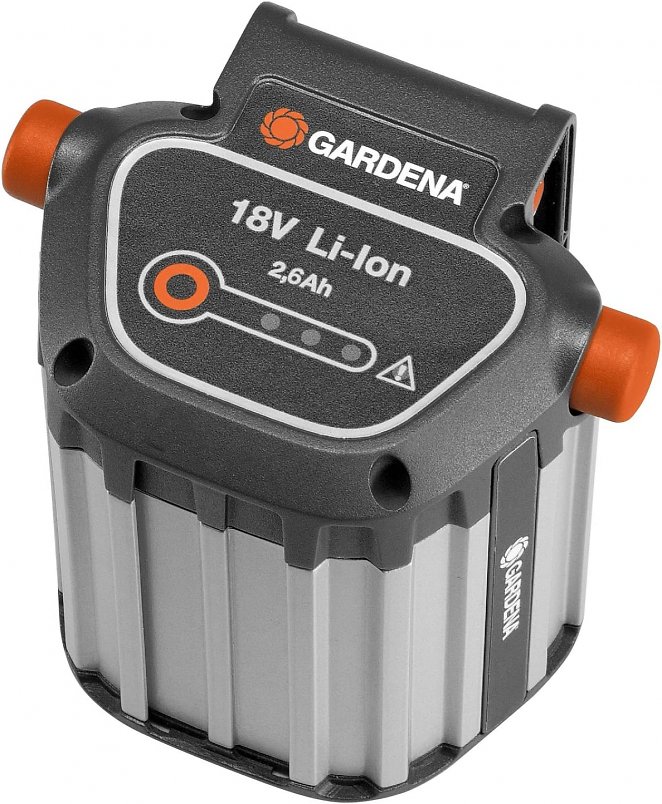 Gardena System Akku BLi-18: Zubehör für viele Gardena Trimmer, Bläser und Heckenscheren, 18 V Akkuleistung mit 2.6 Ah Kapazität, Ladezeit ca. 4 h, LED Ladezustandsanzeige, Aluminumgehäuse
