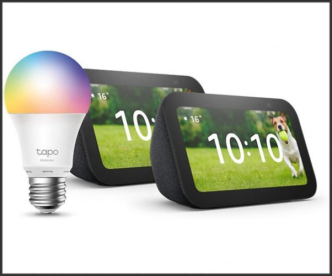 Echo Show 5 (3. Gen.) | Anthrazit, 2er pack + Tapo L530EA Smart Bulb (E27), Funktionert mit Alexa - Smart Home-Einsteigerpaket