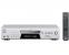 Genau hingehört: Bei unserem Hörtest stand uns auch der Super Audio CD Player Sony SCD-XE670 zur Verfügung. Sein Preis: 999 Mark (UVP).