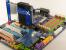 Das <a href="http://www.pcgameshardware.de/aid,666595/Bildergalerie/Gigabyte_EX58-Extreme_-_weitere_Core-i7-Platine_im_PCGH-Testlab_angekommen/" target="_self" >Gigabyte EX58-Extreme</a> liegt momentan bei 280 Euro. 