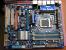 Auch die kommenden P55-Mittelklasse-Mainboards von Gigabyte werden SLI unterstützten. Dieses Exemplar stammt noch aus einer Vorserie, so mutet die Heatpipe-Lösung mit "Northbridge-Kühler" auf einem Board ohne Northbridge sehr befremdlich an.
