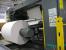 Rollenoffset für den Heftinhalt: Ein Rollenwechsler an einer Offsetrotation für den Inhaltsdruck. Immer zwei Papierrollen zum „fliegenden“ Rollenwechsel bei voller Produktionsgeschwindigkeit.