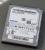 Auf Carstens Schreibtisch findet sich aber auch aktuelle Hardware: eine 2,5-Zoll-Festplatten von Samsung HN-M101MBB: 1 Terabyte, 9,5mm Bauhöhe und damit Notebook-tauglich.