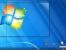 Aero-Gesten sind eine praktische Hilfe für Windows 7. Mit der Shake-Funktion können Sie durch ein kurzes schütteln mit der Maus, alle geöffneten Fenster minimieren. Ein weiteres schütteln macht die Aktion wieder rückgängig. Mit der Peek-Funktion können Sie alle geöffneten Fenster durchsichtig machen und auf den Desktop darunter gucken. Gehen Sie dafür einfach mit der Maus über das kleine Icon rechts neben der Systemuhr. Nach einem kurzen Moment werden die geöffneten Fenster transparent.