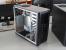 Erst vor kurzem vorgestellt, jetzt schon in der PCGH-Redaktion: Das Antec Three Hundred Two-Gehäuse. Ob sich die Änderungen zum Vorgänger ausgezahlt haben, wird sich spätestens beim Showdown im Testlabor zeigen.