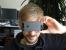Masken oder nachträglich über das Bild gerenderte Balken sind "out" und dieser Kollege zieht es vor, sein Konterfei mit Apples neuem iPhone 5 unkenntlich zu machen Herr C. das ist aber eine doch recht teure Art und Weise der Vermummung. Aber wenn ein Verbot herrscht, können Sie wenigstens noch telefonieren und es den Mitdemonstranten weitersagen. :)