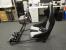 Das steht er nun, der Star von zwei Redaktionsvideos: Der Fanatec CSL Racing Seat nebst Fanatec Clubsport Lenkrad und Clubsport-Pedals V2. Und nachdem der Spieleonkel das Teil in mühsamer Handarbeit und gelegentlichem Fluchen - Inbus-Schrauben ohne Akkuschrauber festzuziehen ist die Hölle - inklusive der edlen Eingabegeräte (M3-Lenkrad/Vollalu-Pedalerie) kann die virtuelle PCGH-Rennsaison beginnen.