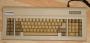 Update vom 14.04.: Tastatur nimmt ein Bad, darauf tippte man in den 80ern (2)