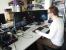 PCGH-Prakti zu sein kann auch Vorteile haben. Dominik, unser neuer Redaktionshelfer, sieht das bestimmt so, denn er darf zu Testzwecken mal eben Crysis 3 an zwei! 4k-Bildschirmen spielen. Genau genommen spielt Herr Neugebauer aber gar nicht, denn anstelle von Spielspaß stehen massenweise Benchmarks für unser 4K-Special auf dem Programm. Aber das macht ja auch Laune, oder Dominik?