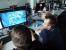 Hurra, Hurra, Battlefield 4 ist (schon wieder) da! Raff, Sergeant der PCGH-Benchmark-Truppe, bereitet Rekrut Tom schon einmal auf die Aufgabe vor. Zur weiteren Verstärkung steht ja auch noch der Spieleonkel bereit, der sich der Einberufung zum Benchen noch kurzzeitig entziehen konnte. Aber das nützt ihm auch wenig, denn Raff kriegt auch langhaarige Drückeberger an die Arbeit.