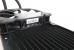 Corsair H115i Pro RGB: Unter den Lüftergewinden befindet sich kein Einschraubschutz, aber auch keine wasserführenden Rohre – gut so, denn die langen Schrauben bohren sich mehrere Millimeter zwischen die Lamellen.
