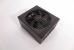 <a href="http://preisvergleich.pcgameshardware.de/be-quiet-straight-power-11-750w-atx-2-4-bn283-a1753718.html">Be quiet Straight Power 11</a>:<br>
Durch den Einsatz modernster Topologien, von Halbbrücken über LLC-Kreise bis hin zu der DC-DC-Wandlung, kann das Netzteil in allen wichtigen Belangen glänzen: Exzellente Effizienzwerte, die schon in Richtung Platinum tendieren, eine sehr gute Spannungsregulation und eine starke Ripple-Unterdrückung sprechen eindeutig für das Straight Power 11. Das Netzteil ist etwas größer als der ATX-Standard und wurde von Be quiet großzügig mit allen nötigen Kabeln und Anschlüssen ausgestattet. Dank Multi-Rails und allen erdenklichen Schutzschaltungen (OPP, OCP, UVP, SCP, OVP) können die 750 Watt Gesamtleistung zudem sicher und bedenkenlos eingesetzt werden. Für Geräuschempfindliche ist dieses Netzteil ideal geeignet: Leise 0,1 Sone sind bis 60 Prozent Last kaum wahrnehmbar und gerade mal 0,6 Sone bei Volllast.&nbsp;