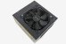 <a href="https://preisvergleich.pcgameshardware.de/kolink-enclave-600w-atx-2-31-kl-g600fm-a2126497.html">Kolink Enclave</a>: Der Hardware-Produzent aus Ungarn ist hierzulande ja eher wegen seiner Gehäuse bekannt, hat aber auch Netzteile im Angebot – und das sogar schon länger.&nbsp;Der vollmodulare Stromspender macht dabei eine richtig gute Figur, indem beispielsweise die Spannungsregulation sauber umgesetzt wurde.&nbsp;In Sachen Spannungsregulation ist aber auch bei den anderen Werten <br> alles im grünen Bereich und beanstandungsfrei.&nbsp;Darüber hinaus zeigt <br> das Netzteil bei der Effizienz, der Restwelligkeit oder beim Einschaltstrom äußerst gute Werte, teilweise wird mehr geliefert als verlangt.&nbsp;Das Enclave mag zwar keinen semi-passiven Modus haben, tönt aber bis zu einer Last von 300 Watt nur mit 0,3 Sone. Dann hält es bis 80 Prozent Last 0,4 Sone und wird bei 540 Watt mit 0,9 Sone etwas lauter. Erst bei Volllast ist das Netzteil mit 1,4 Sone hörbar.