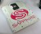 Update vom 08.12.2019: Mainboard von PCGH_Stephan (PCGH-Bildarchiv) - Dieses Mal gibt es zwei Sockel-939-Platinen von Sapphire zu sehen. Der Hersteller wagte 2005 den Einstieg in das Mainboard-Geschäft und debütierte mit Mainboards mit Ati-Radeon-Xpress-200-Chipsätzen. Zuerst erschien das Pure Innovation PI-A9RX480, wenige Monate später das Pure Crossfire PC-A9RD480 mit Crossfire-Kompatibilität. Beiden gemein war die außergewöhnliche weiß-rote Farbgebung inklusive großem Sapphire-Logo auf der Rückseite.