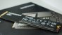 Wie jede NVME-SSD von Samsung hat auch die 980 Pro eine Kupferschicht im Aufkleber auf der Rückseite.