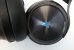 Corsair Virtuoso RGB Wireless XT - Die Seitendeckel bestehen aus gebürstetem Aluminium. Die Mikroperforationen für die RGB-Beleuchtung verschaffen den auf Wunsch bunt leuchtenden Corsair-Logos einen apparten Pixel-Look