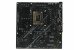 Nichts zu sehen: Unterhalb des CPU-Sockels dieses Asus Strix B660-G fehlt die für ältere Mainboards typische, lange Vierfachreihe von Lötfahnen des Grafikkartenslots, denn dieser ist bei allen PCI-Express-5.0-Platinen in SMD-Bauweise ausgeführt. Erst die weiter unten liegenden, vom I/O-Hub versorgten 4.0-Slots (×1- und ×4-Länge) zeichnen sich als THT-Bauteile auf der Platinen-Rückseite ab.