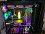 Wakü-PC von <a href="https://extreme.pcgameshardware.de/members/mobo8969.221371/"><strong>MoBo8969</strong></a><br>Aorus Master Z790 / i513600K, 32GB Kingston Fury, Zotac RTX 4080 Trinity, 2 TB Kingston Renegade,<br>Corsair RMx 1000 und Coolermaster HAF 700 Evo Gehäuse.<br>Kompletter EKWB Loop mit 2 x 360mm Radiator im Deckel und 1 x 420mm Radiator in der Front.<br>Der Radiator in der Front wird von den 2 x 200mm Gehäuselüftern versorgt, die im Deckel mit Lian Li Uni SL infinity Lüftern. (4)