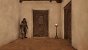 Assassin's Creed Mirage - Keine direkte Lichtquelle, GI only. Die Fackel im Hintergrund wirft keine Schatten und interagiert nur auf extrem beschränkte Weise mit der Umgebung. Die Materialdarstellung funktioniert ohne direkten Lichteinfall nur begrenzt. Es gibt keine Schatten, nicht einmal Screen-Space-Konktaktschatten, einzig die Umgebungsverdeckung sorgt für indirekte Verschattungen. Hässlich.