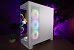 Phanteks stellt für das NV5 die eigenen D30 120er-Lüfter in RGB-Optik in den Vordergrund. Mit einer Mischung von "Reversed"- und normalen Fans lässt sich mit der Vitrinen-Optik ein helles, vorzeigbares System bauen.
