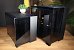 Links das kleinere 2500X (M-ATX), rechts das größere 6500X (E-ATX) von Corsair.