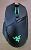 Razer Basilisk V3 Pro mit gummierter Oberfläche und Daumenauflage