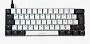 <strong>Gaming-Tastatur: 60 Prozent (62 oder 64 Tasten): </strong>Abgesehen vom seltenen 40-Prozent-Format (ohne Ziffernreihe, teils mit/ohne Cursortasten) ist die 60-Prozent-Tastatur wie die Sharkoon Skiller SGK 50 S4 die kompakteste Variante. Es fehlen Ziffern- und Mittelblock sowie F-Reihe – übrig bleibt das Hauptfeld. Funktionen des Mittelblocks wandern als Fn-Belegung auf Buchstabentasten. Das Standard-60-%-Format besitzt 62 Tasten, aber keine Pfeiltasten. Es gibt aber 64-Tasten-Varianten mit Pfeilen: Dann wird die<strong> </strong>Leertaste gekürzt und die rechte Umschalttaste auf eine Tastenbreite verkleinert.