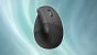 Logitech Lift Vertikale Ergonomische Maus, Kabellos, Bluetooth oder Logi Bolt USB-Empfänger, Leise Klicks, 4 Tasten, Kompatibel mit Windows/macOS/iPadOS, Laptop, PC - Grаphit Amazon Angebot