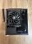 Sibi_94: "Lian Li DAN A3 war zu groß: Komplett neue Hardware. Einmal neu oder teils wieder gebraucht gekauft auf Kleinanzeigen.<br><br><strong>CPU:</strong> Intel Core i5-11400F<br><strong>Kühler:</strong> ID-Cooling IS-67-XT Black<br><strong>GPU:</strong> GIGABYTE GeForce RTX 5060 Windforce MAX OC 8G<br><strong>Mainboard:</strong> ASUS ROG Strix H470-I Gaming<br><strong>RAM:</strong> Corsair Vengeance (2×8 GB), DDR4-2666, CL16-18-18-35<br><strong>SSD:</strong> Western Digital WD_BLACK SN750 NVMe, 500 GB<br><strong>Gehäuselüfter:</strong> ARCTIC P8 Max, 80 mm<br><strong>Gehäuse:</strong> Metalfish T40<br><strong>Netzteil:</strong> be quiet! SFX Power 3, 450 WAls Vergleich das Macbook Air M4 13,6" (1)