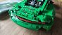 Der Lego Porsche 911 GT3 R REXY AO auf einem Holztisch