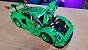 Der Lego Porsche 911 GT3 R REXY AO auf einem Holztisch