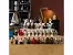 Im Lego-Set sind 36 Minifiguren enthalten.