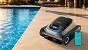 <strong>Kein Schrubben, kein Kescher, kein Schmutz:</strong> Diesen smarten Poolroboter kaufen gerade alle