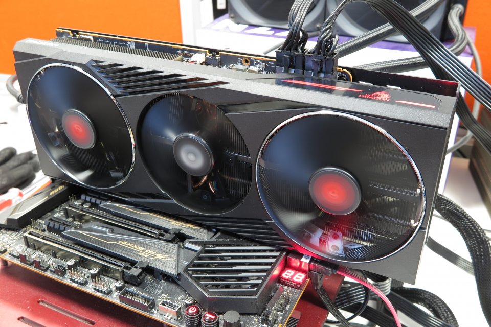 Powercolor RX 6800 Red Dragon
