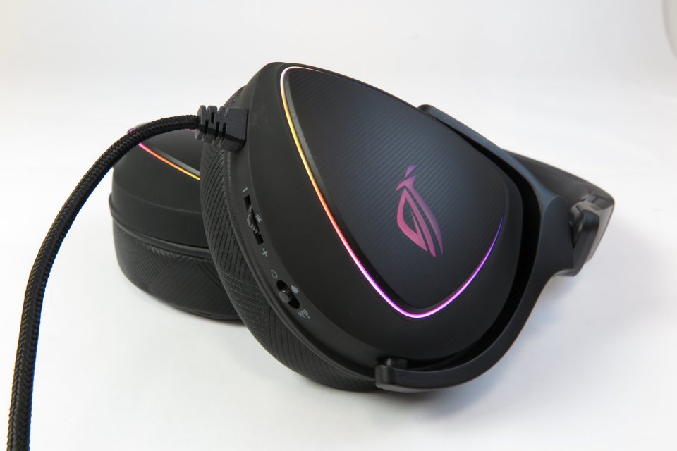 Asus ROG Delta S (1)