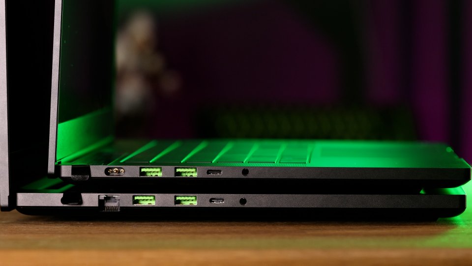 Razer Blade 15 und 17: Anschlüsse