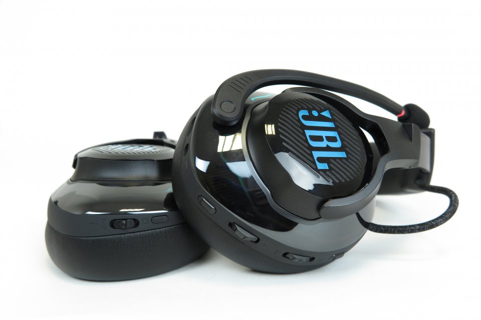 JBL Quantum 910 Wireless