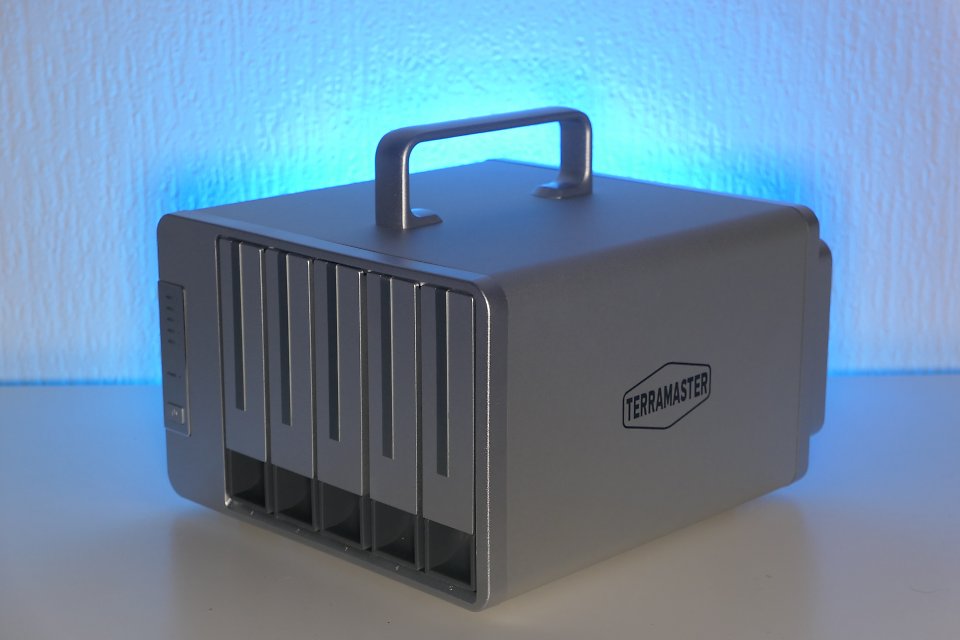 TerraMaster D5 Thunderbold 3 RAID DAS (1)