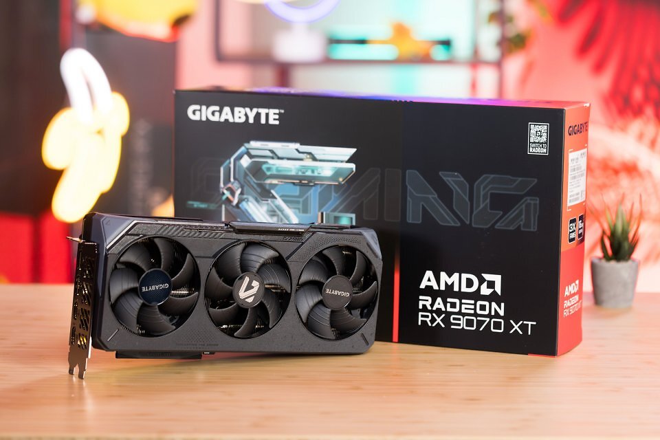 Gigabyte Radeon RX 9070 XT Gaming OC: Unsere Testkarte für FSR 4