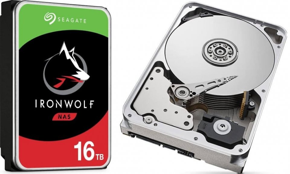 Unser Leistungssieger, die Ironwolf NAS HDD 16TB hat eine Lebensdauer von 5 Jahren oder mehr. Das entspricht 43.800 Betriebsstunden.